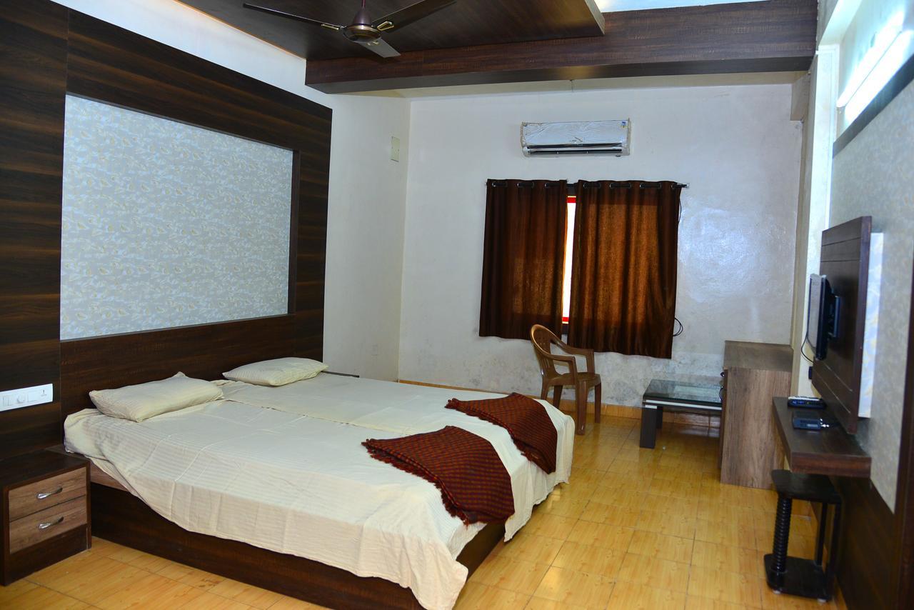 Mm Tourist Home Mangalapadi Exterior photo
